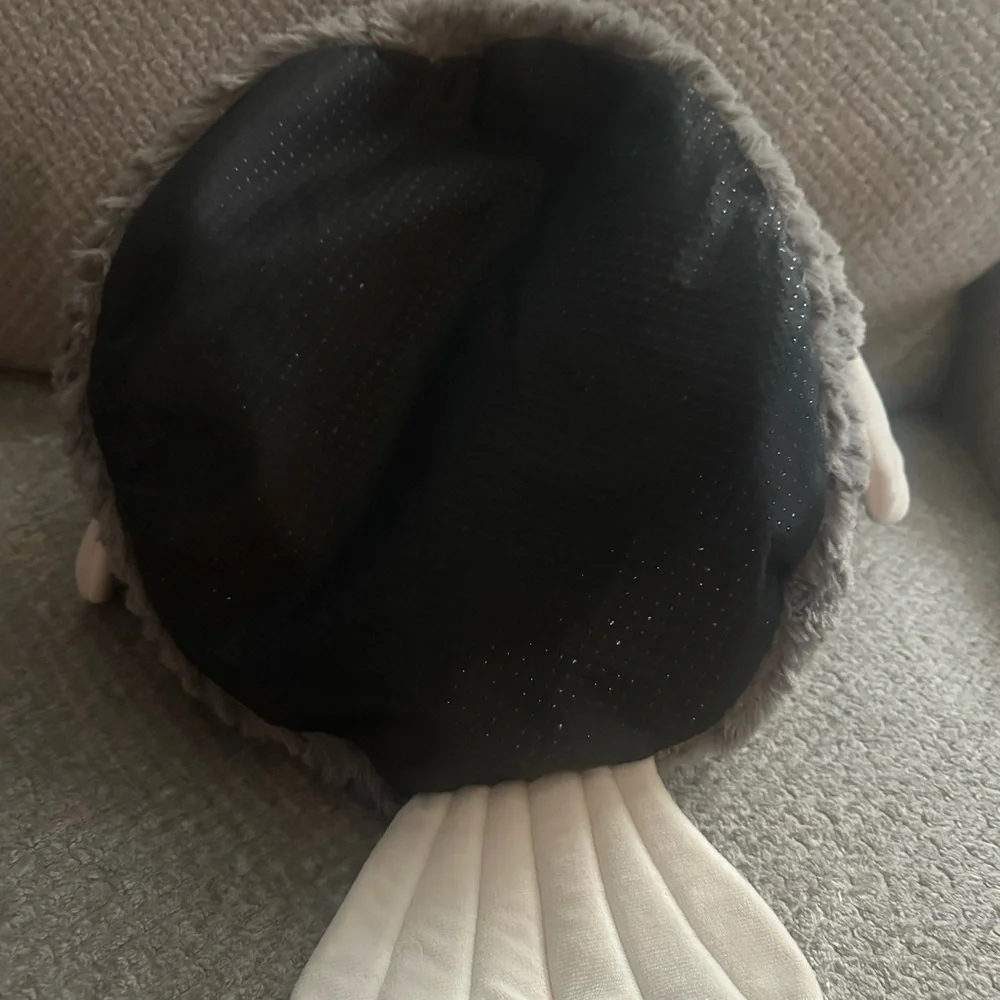 Fish Cave Cat Bed Large Fish Mouth Gray Blowfish cat bed